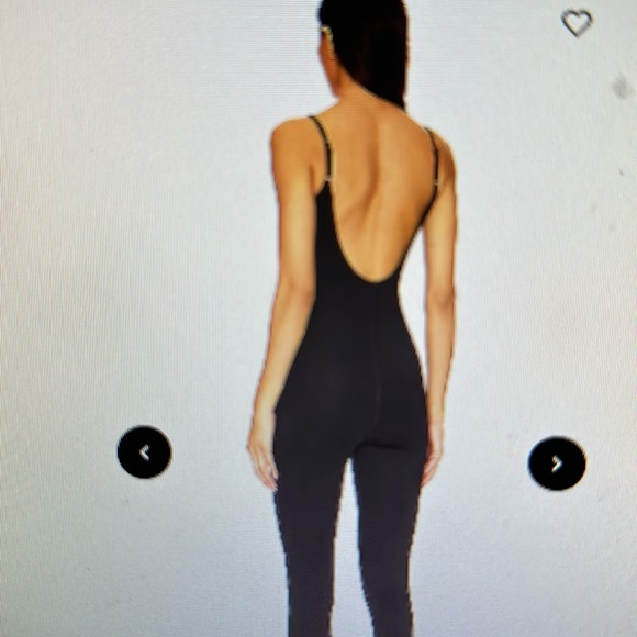 New Revolve's WellBeing + Beingwell twisted front jumpsuit size small - Picture 9 of 9